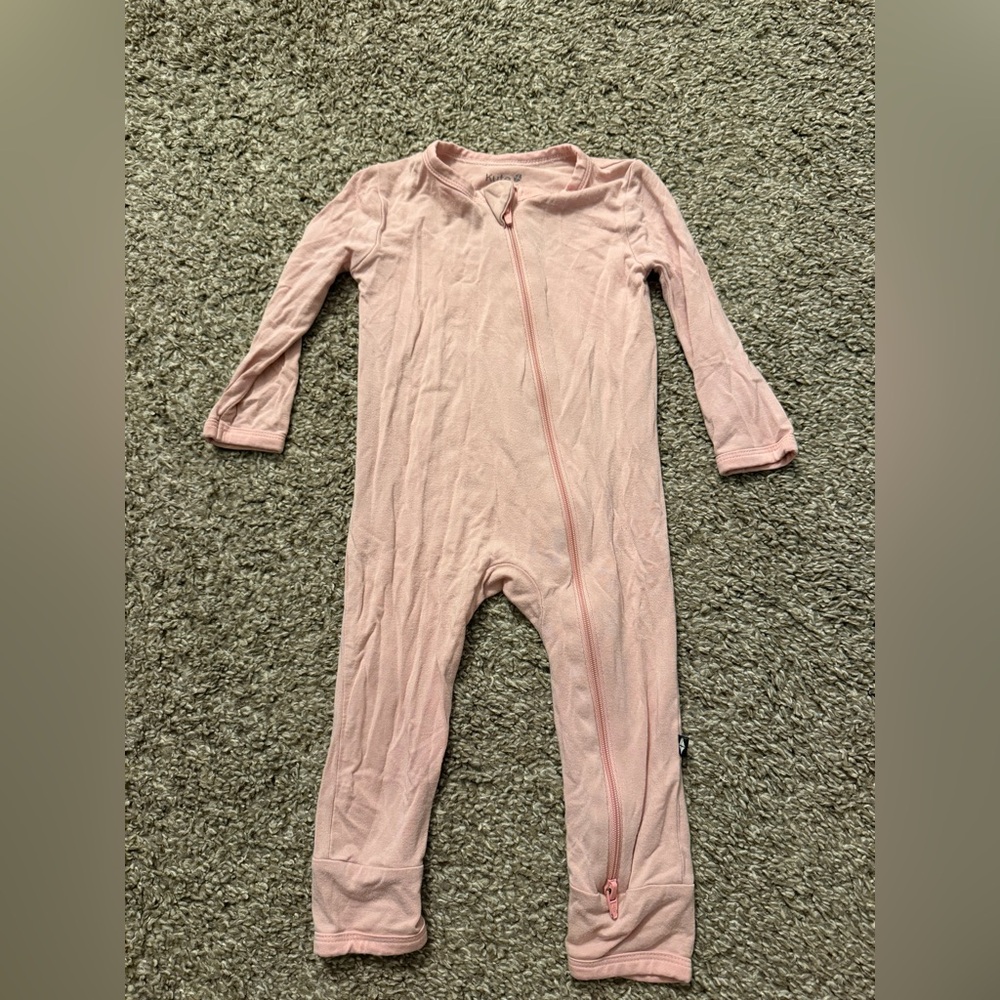 Kyte BABY footless sleeper 6-12 months